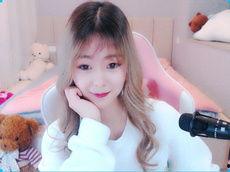 嘴哥娱乐直播吃瓜视频大全